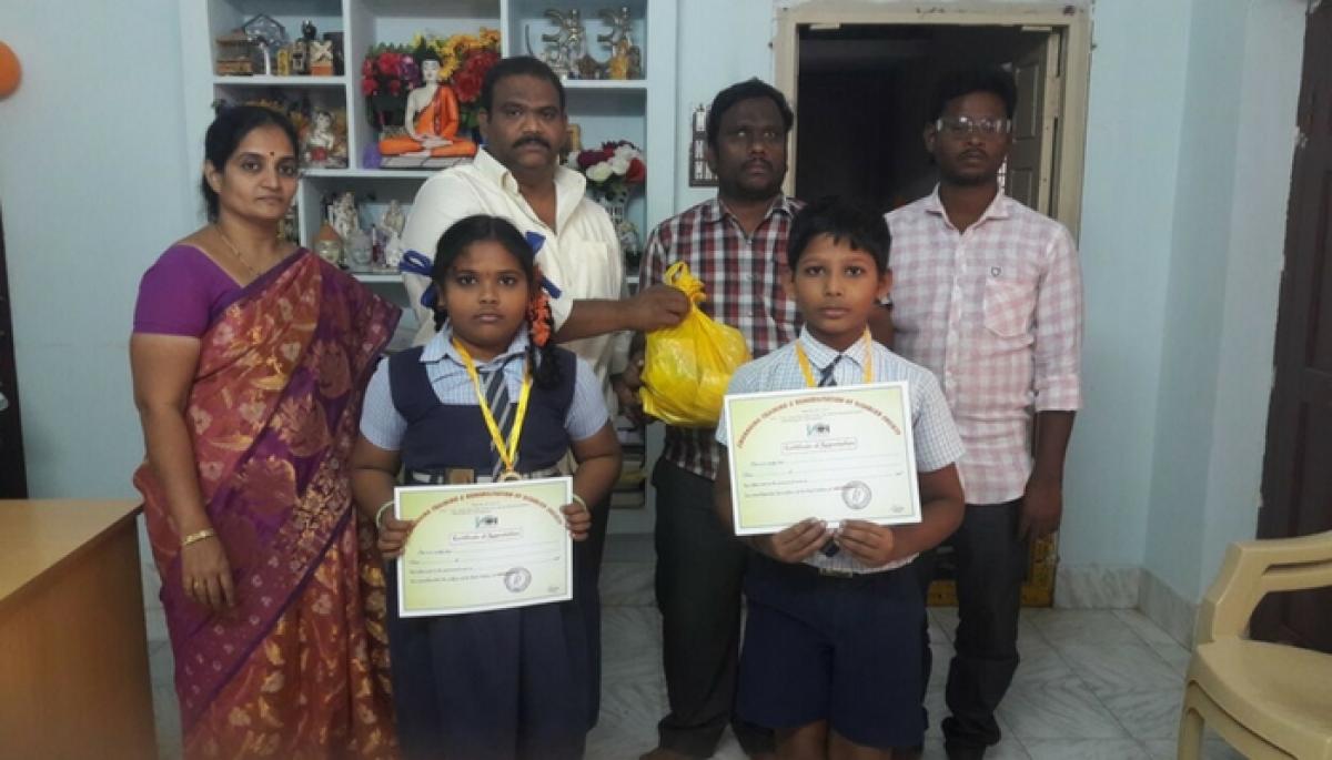 Students donate to blind schools